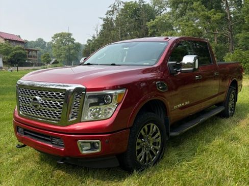 Used 2016 Nissan Titan Platinum Reserve AWD/4WD image 2