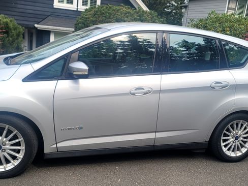 Used 2014 Ford C-MAX SE image 1