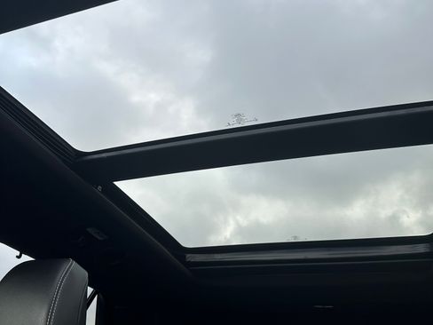 Used 2022 Ford Explorer ST w/ Equipment Group 401A image 21