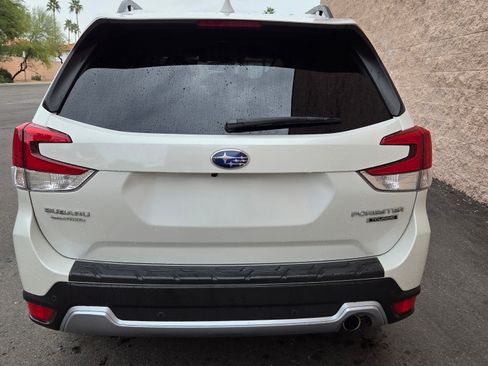 Used 2021 Subaru Forester Touring w/ Popular Package #2 image 4