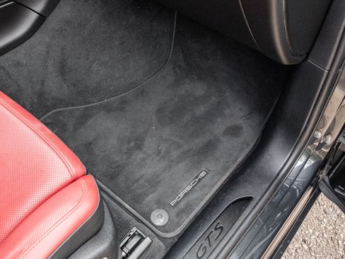 Used 2021 Porsche Macan GTS image 29