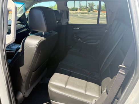 Used 2018 Chevrolet Tahoe 2WD w/ Remote Keyless Entry Package image 17