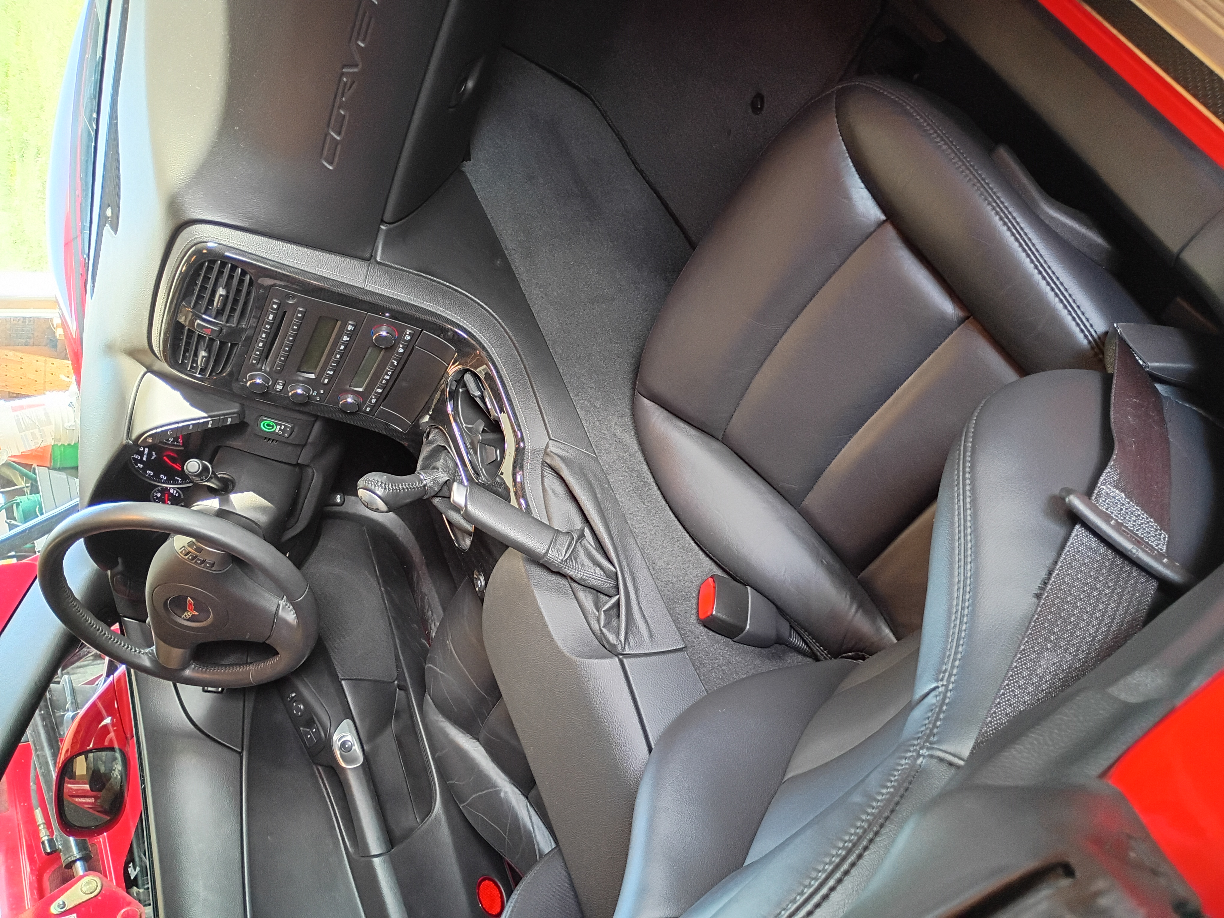 Used 2010 Chevrolet Corvette Coupe w/ 1LT RWD image 14