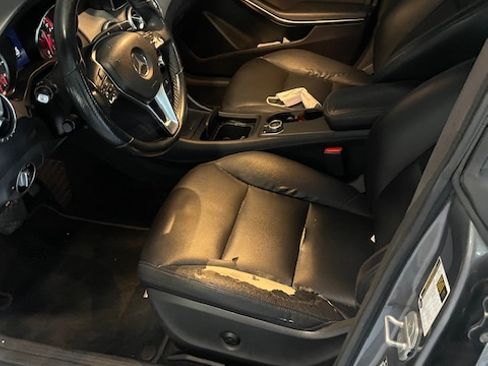 Used 2014 Mercedes-Benz CLA 250 image 12