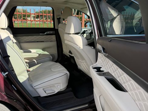 Used 2020 Hyundai Palisade Limited FWD image 13