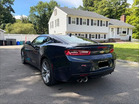 Used 2016 Chevrolet Camaro LT RWD image 4