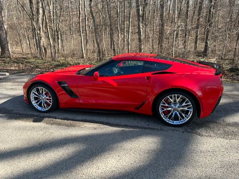 Used 2017 Chevrolet Corvette Z06 image 4