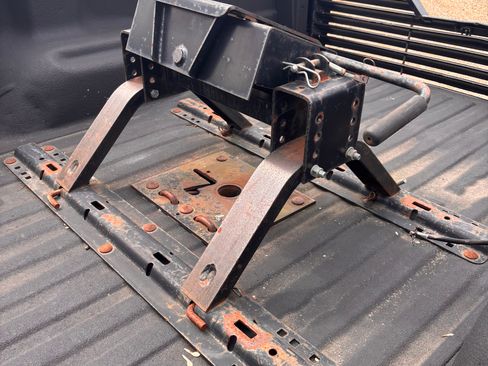 Used 2008 Ford F350 FX4 image 6