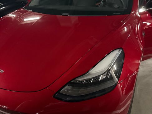 Used 2018 Tesla Model 3 Mid Range image 4