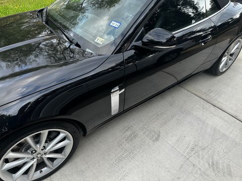 Used 2011 Jaguar XKR R image 8