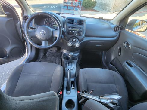 Used 2012 Nissan Versa S image 9