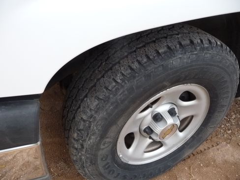 Used 2004 Chevrolet Silverado 1500 W/T RWD image 21