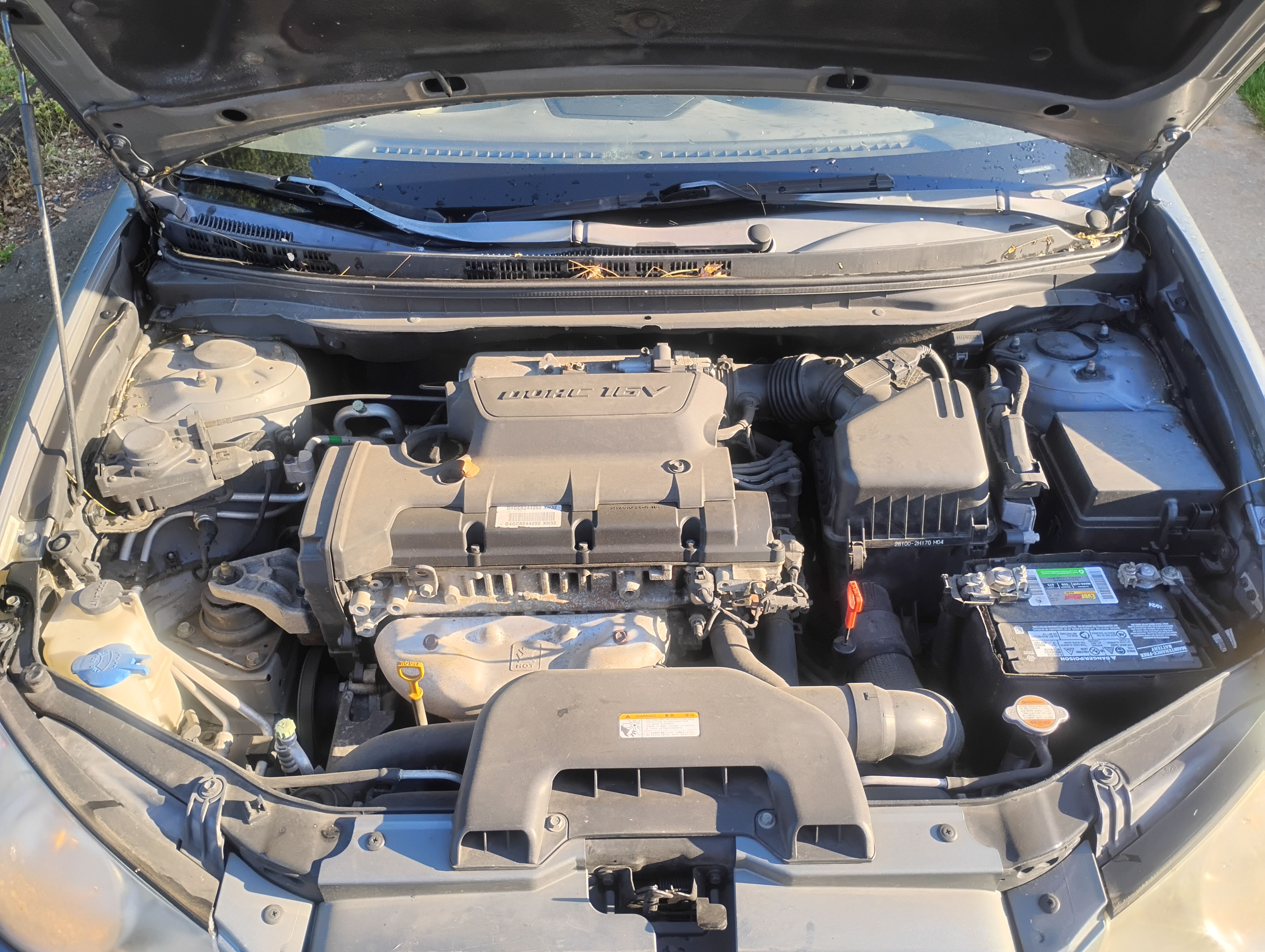 Used 2010 Hyundai Elantra GLS FWD image 13