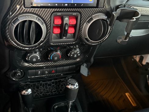 Used 2016 Jeep Wrangler Unlimited Sport w/ Quick Order Package 24S image 20