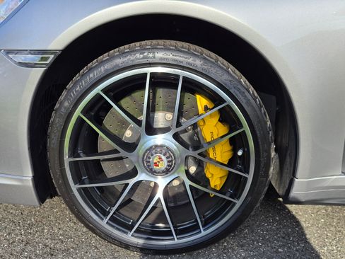 Used 2019 Porsche 911 Turbo S image 22