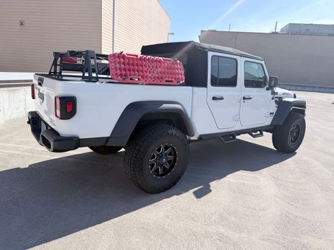 Used 2020 Jeep Gladiator Sport w/ Quick Order Package 24S AWD/4WD image 17