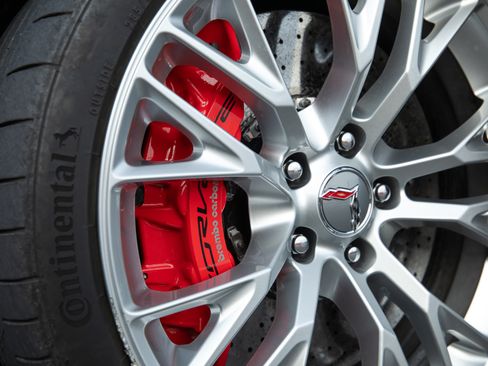 Used 2016 Chevrolet Corvette Z06 w/ 3LZ Preferred Equipment Group image 27