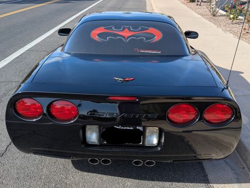 Used 2002 Chevrolet Corvette Z06 w/ Memory Pkg image 10