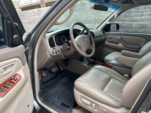 Used 2005 Toyota Tundra Limited image 17