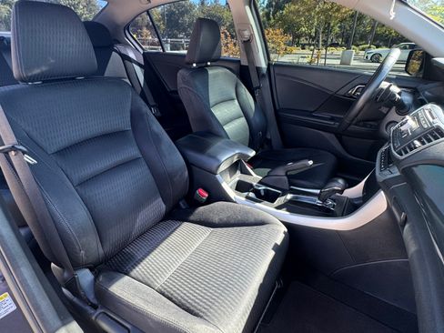 Used 2014 Honda Accord Sport image 14