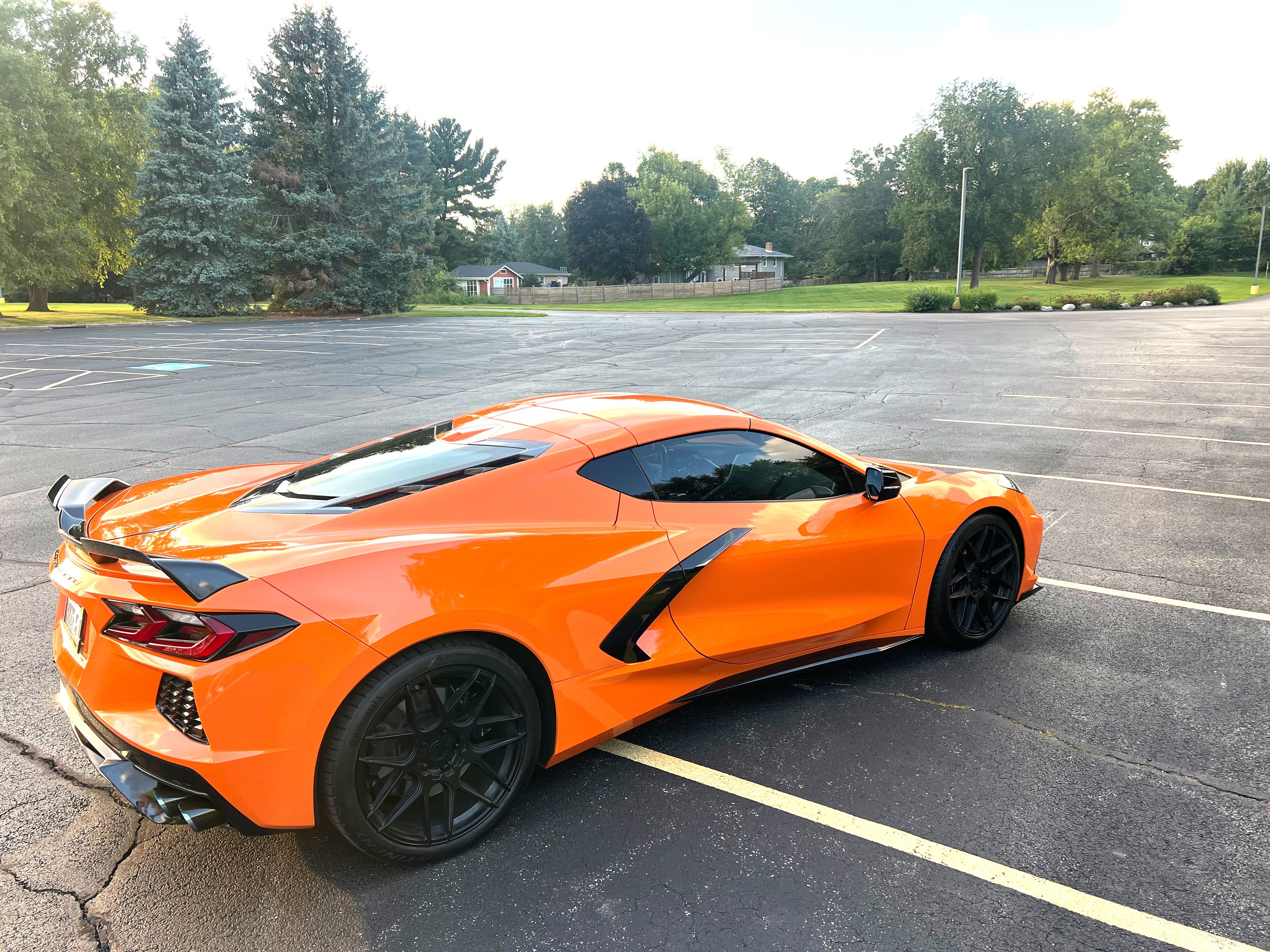 Used 2022 Chevrolet Corvette Stingray Preferred Cpe w/ Z51 Performance Package RWD image 5