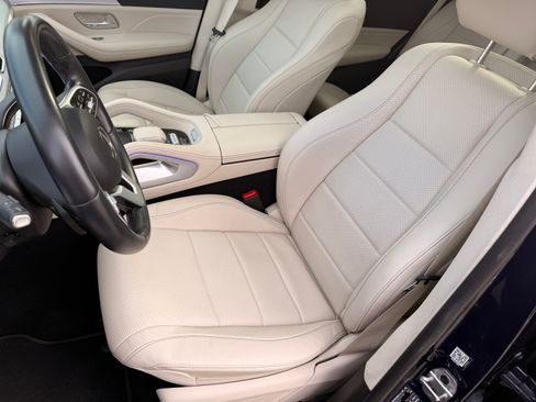 Used 2022 Mercedes-Benz GLS 450 450 4MATIC Sport Utility 4D image 10