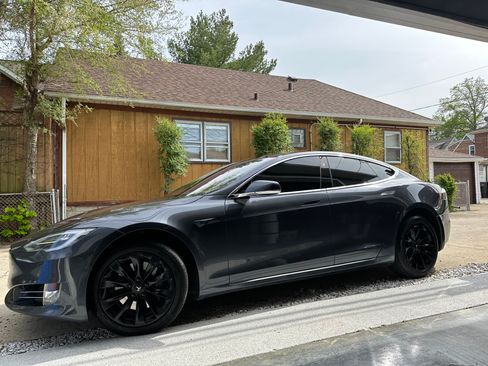Used 2016 Tesla Model S 90D AWD/4WD image 16