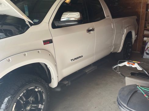 Used 2012 Toyota Tundra Limited image 12