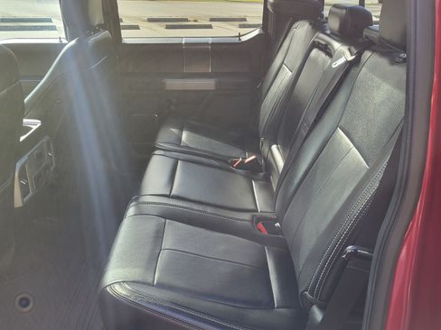 Used 2018 Ford F150 Lariat w/ Equipment Group 502A Luxury image 14