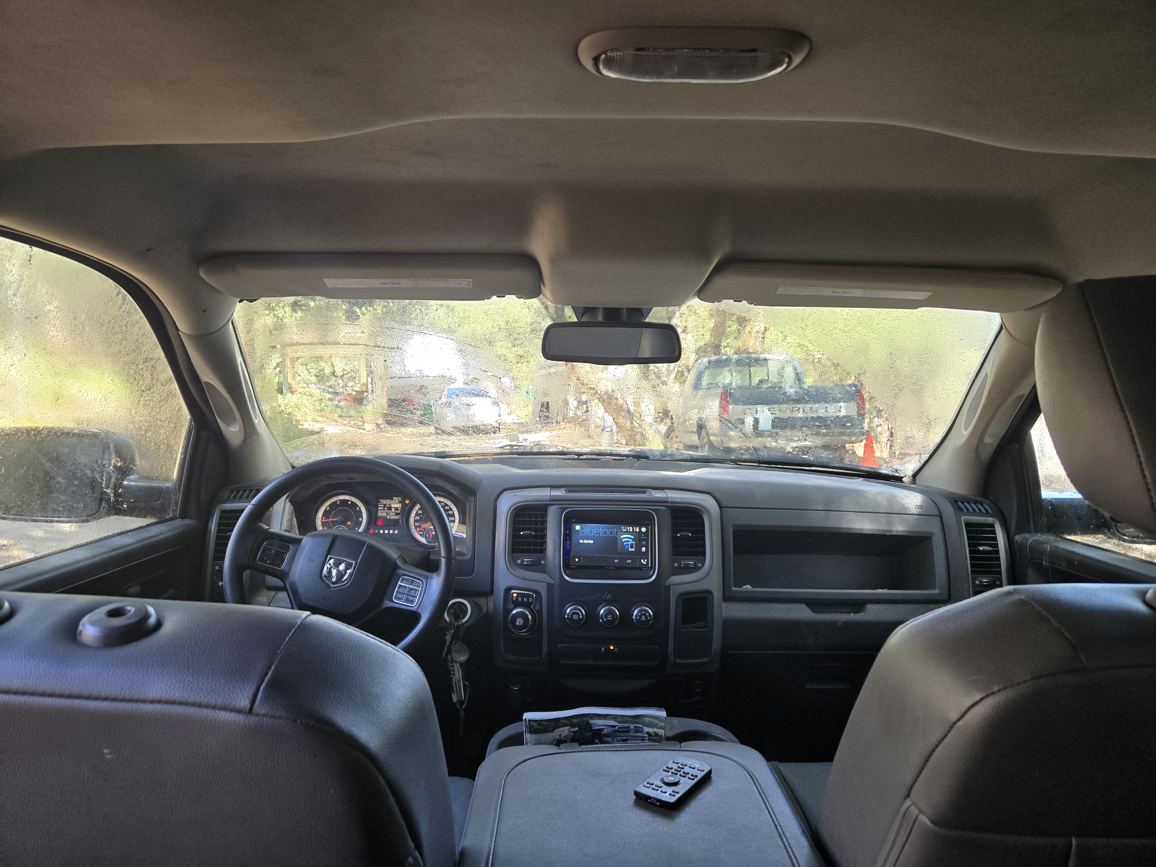 Used 2019 RAM 1500 Tradesman w/ Chrome Appearance Group RWD image 2