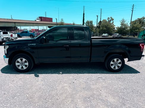Used 2015 Ford F150 XLT RWD image 5