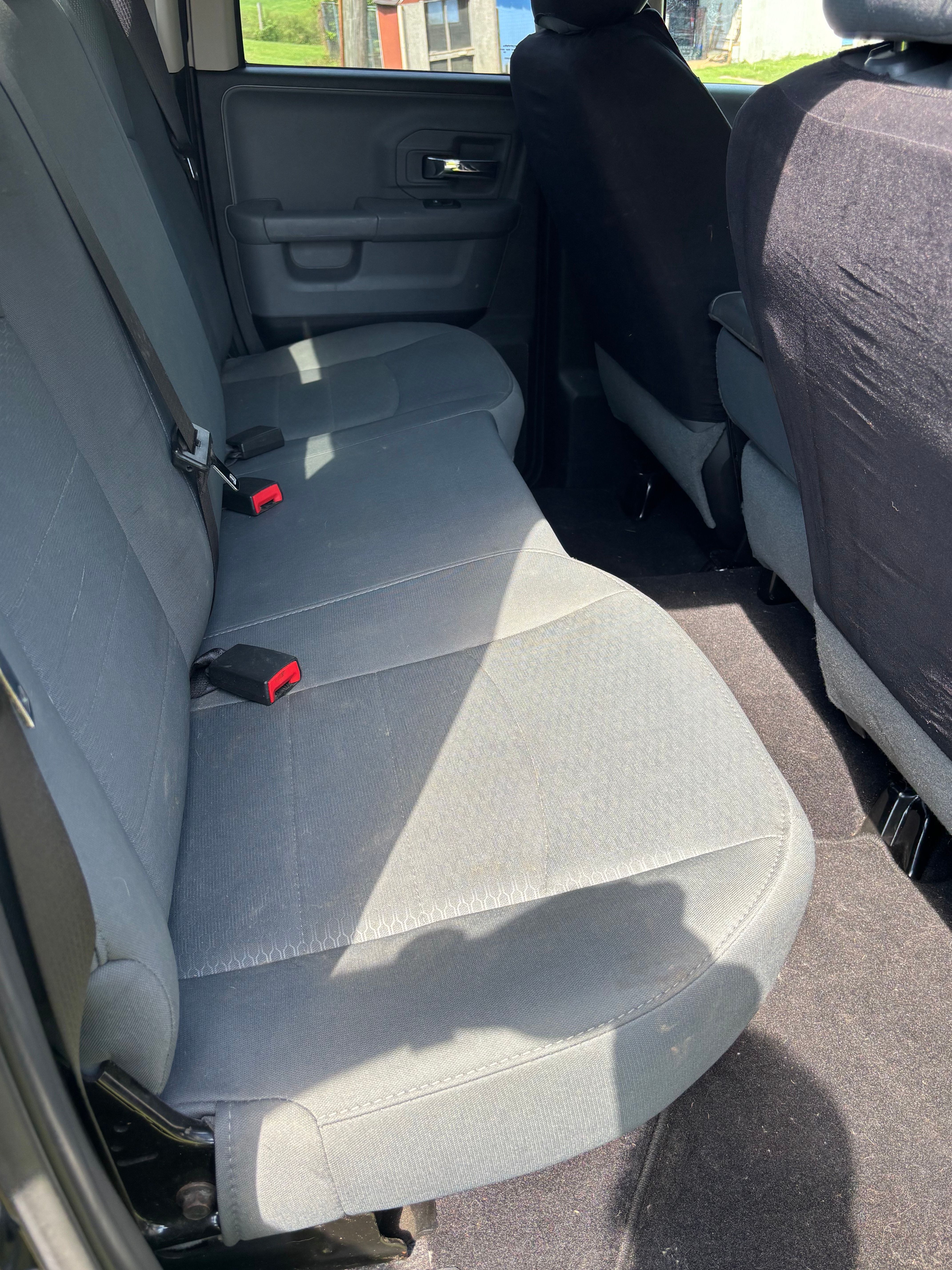 Used 2015 RAM 1500 Classic SLT AWD/4WD image 6