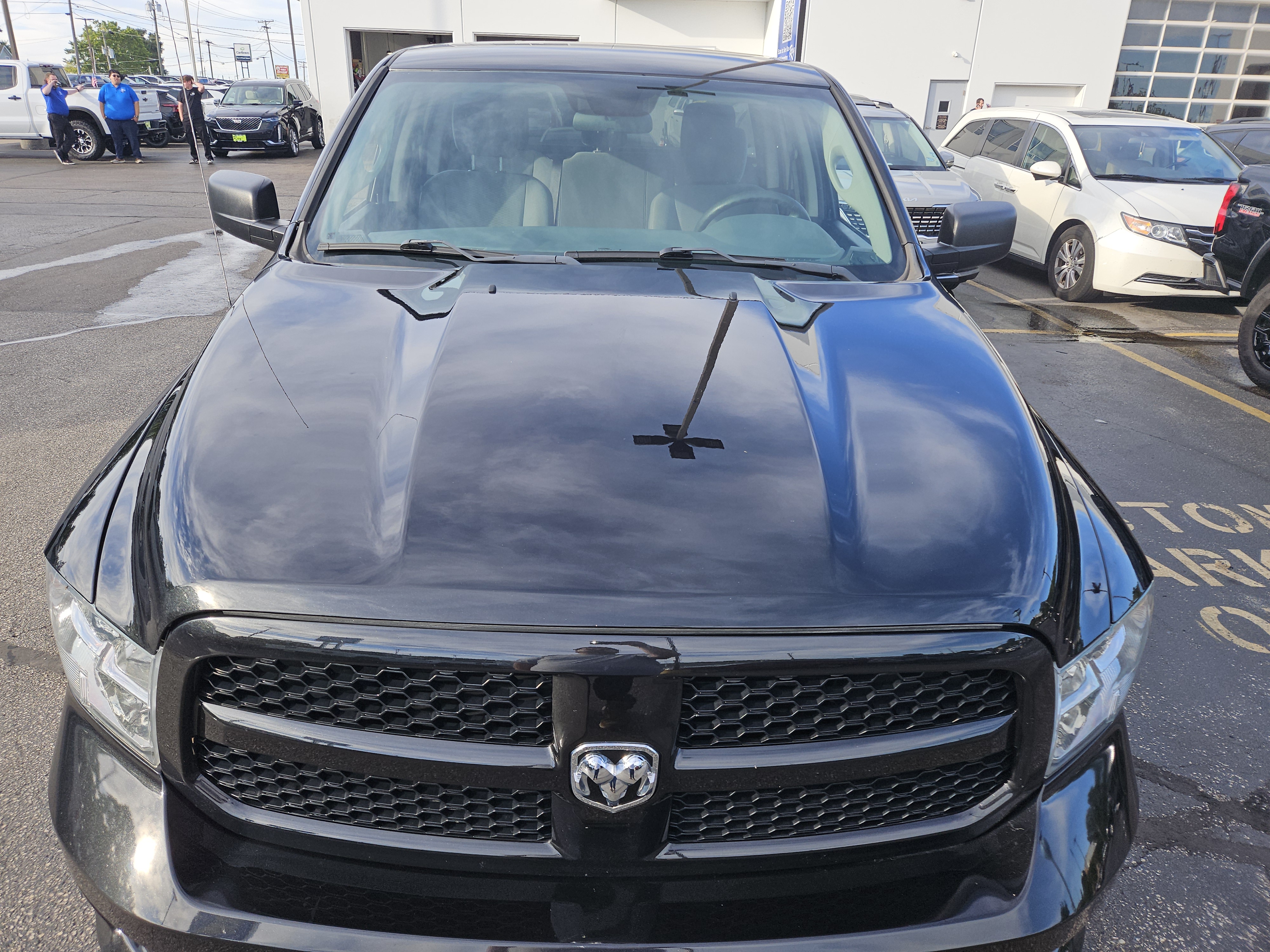 Used 2018 RAM 1500 Express w/ Express Value Package AWD/4WD image 14