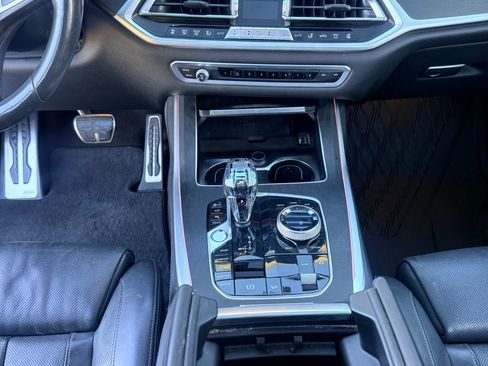 Used 2020 BMW X7 xDrive40i w/ M Sport Package image 16