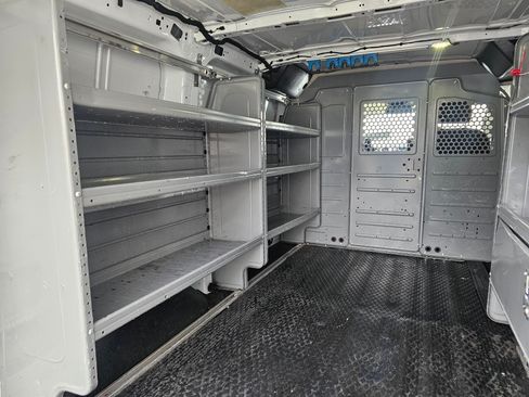 Used 2016 Ford Transit 150 130 Low Roof image 9