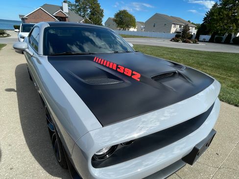 Used 2021 Dodge Challenger R/T Scat Pack w/ Plus Package image 2