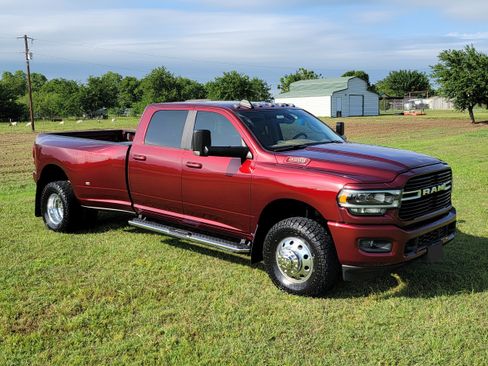 Used 2020 RAM 3500 Big Horn w/ Level 1 Equipment Group AWD/4WD image 1