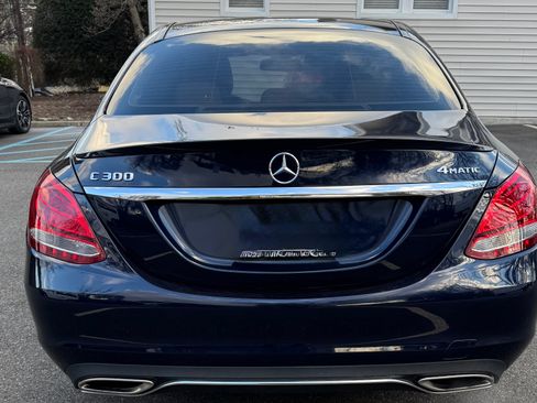 Used 2018 Mercedes-Benz C 300 4MATIC Sedan image 5