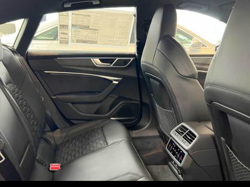 Used 2023 Audi RS 7 Sportback image 9