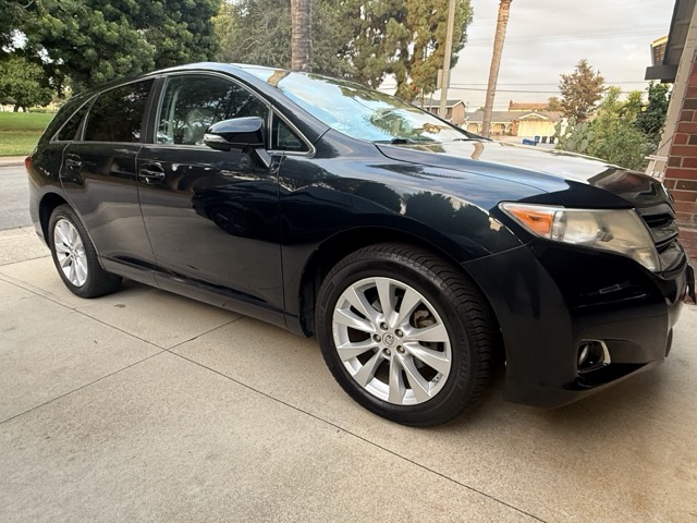Used 2013 Toyota Venza LE FWD image 15