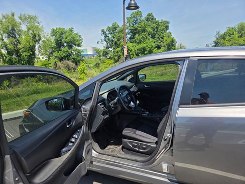 Used 2023 Nissan Leaf SV Plus FWD image 8