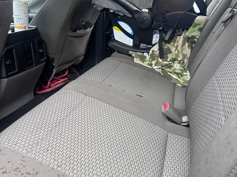 Used 2017 Ford F150 XLT w/ Equipment Group 301A Mid image 11