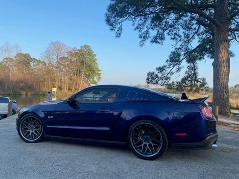 Used 2012 Ford Mustang GT Premium w/ Electronics Pkg image 2