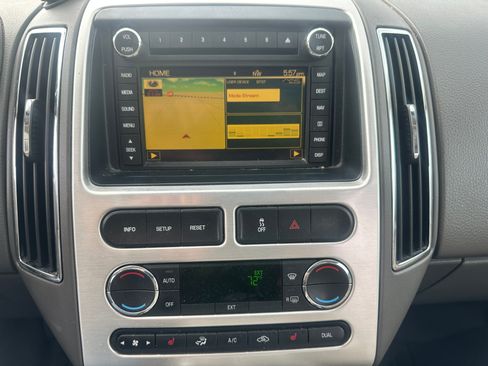 Used 2010 Ford Edge Limited AWD/4WD image 16