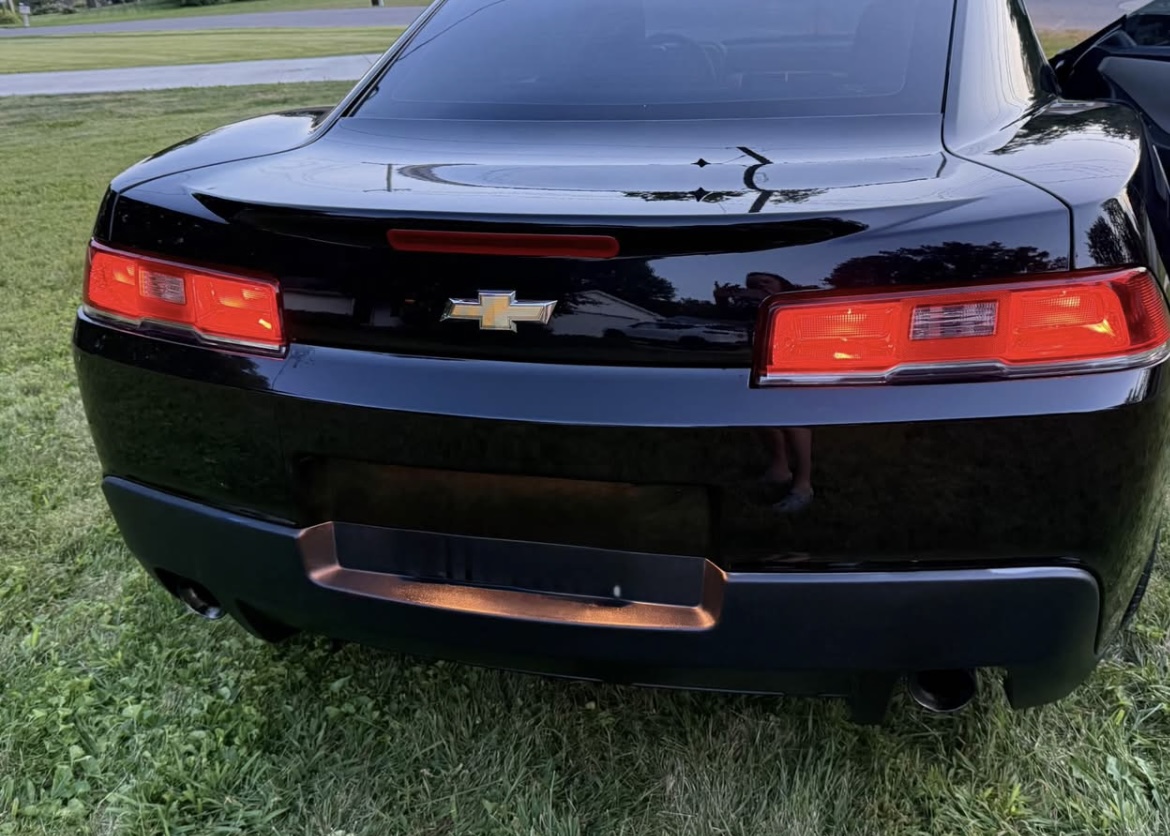 Used 2015 Chevrolet Camaro LS RWD image 10