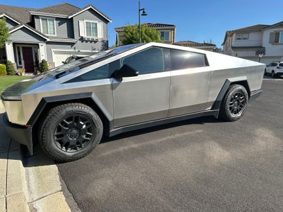 Used 2024 Tesla Cybertruck AWD Crew Cab