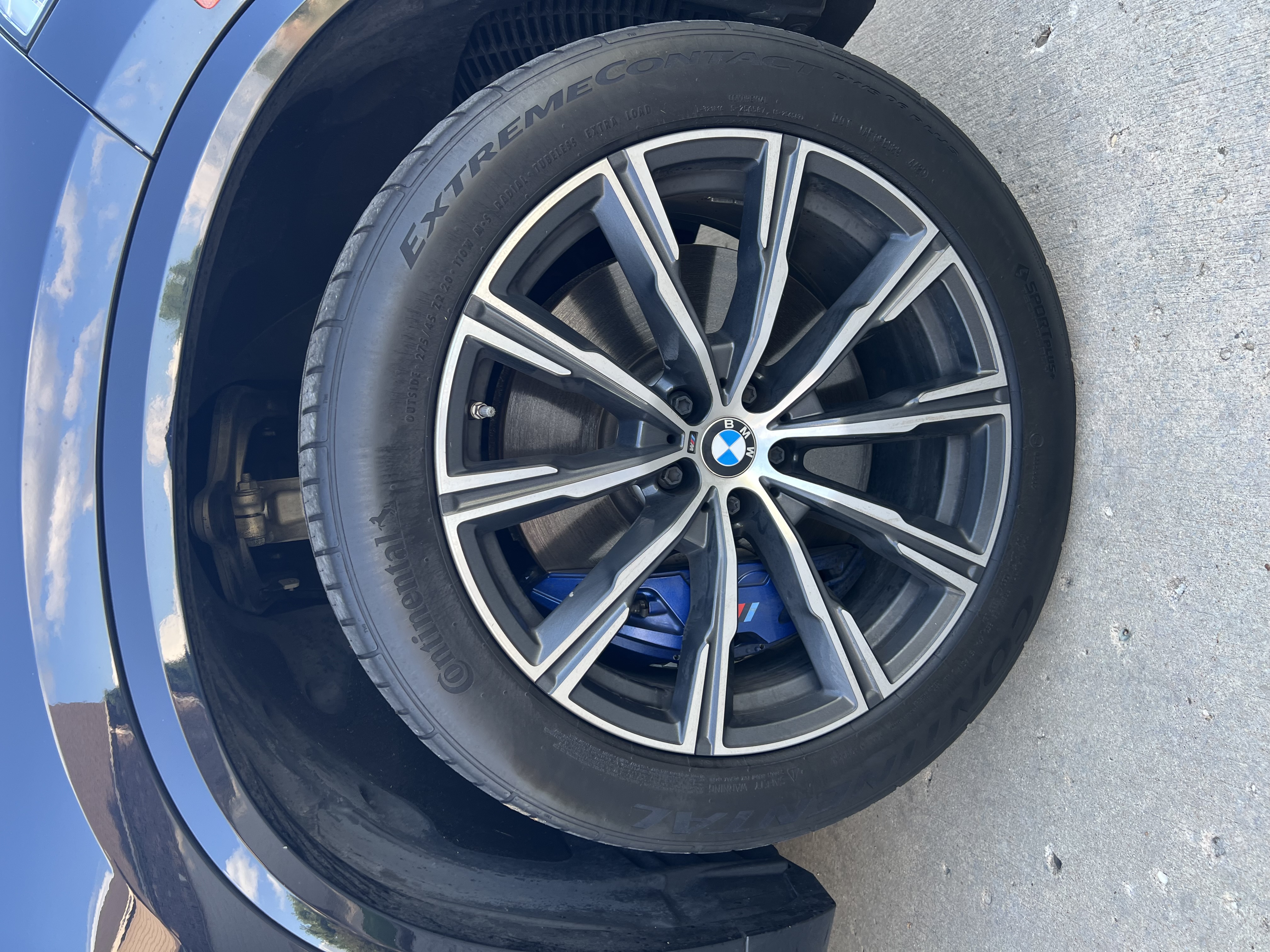 Used 2019 BMW X5 xDrive50i w/ M Sport Package AWD/4WD image 2