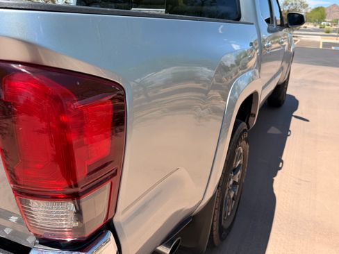 Used 2021 Toyota Tacoma SR5 RWD image 11