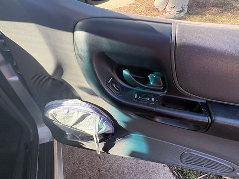 Used 2002 Ford Ranger 2WD SuperCab image 25