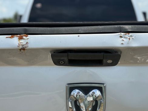 Used 2016 RAM 3500 Tradesman w/ Chrome Appearance Group image 28